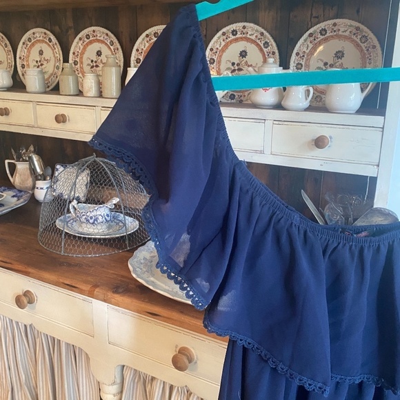 Game Day Dress Navy Blue. Off shoulder Size small - Picture 3 of 3